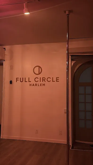 Full Circle Harlem Picture 1