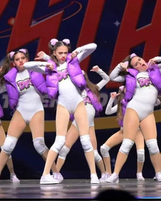 Dance Factory Picture 6