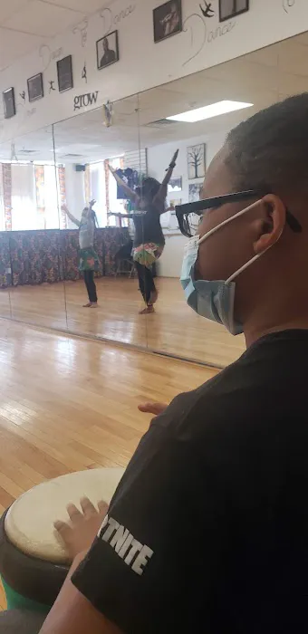 Umoja Dance Studio Picture 7