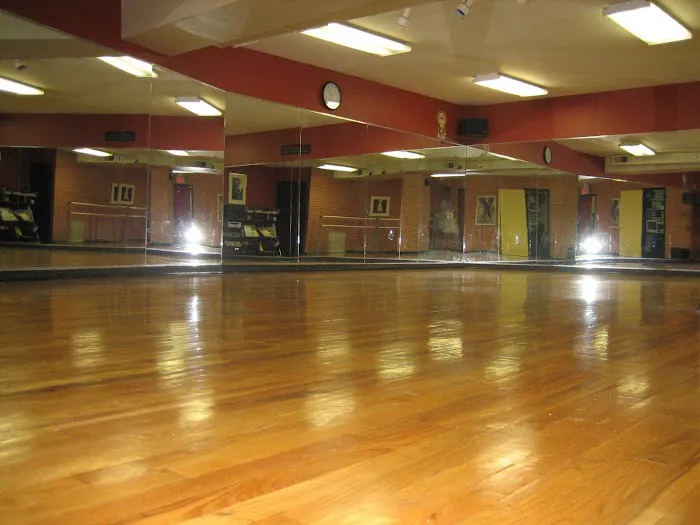 Gisele Renee Dance Studio Picture 2