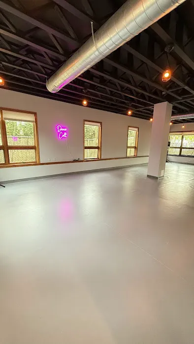 Dance Cult Studio Picture 8