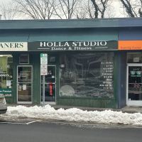 HOLLA STUDIO ico