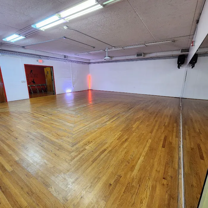 The Red Room Studio Picture 8