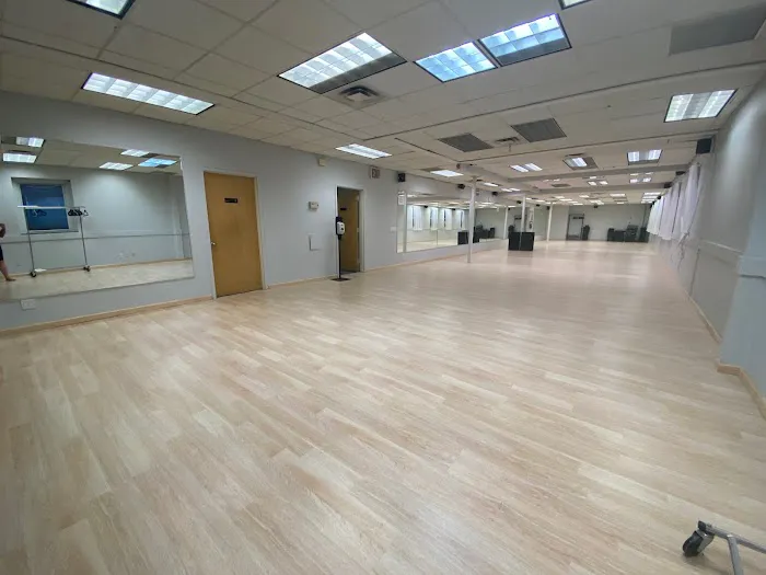 CacheStudiosBX Picture 2