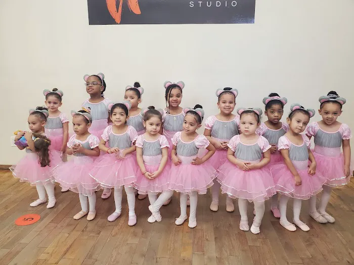 Nieves Latin Dance Studio Picture 9