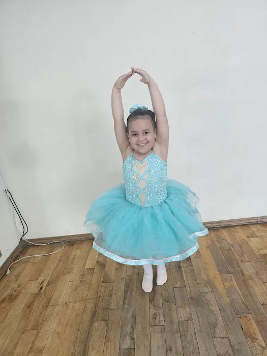 Nieves Latin Dance Studio Picture 1