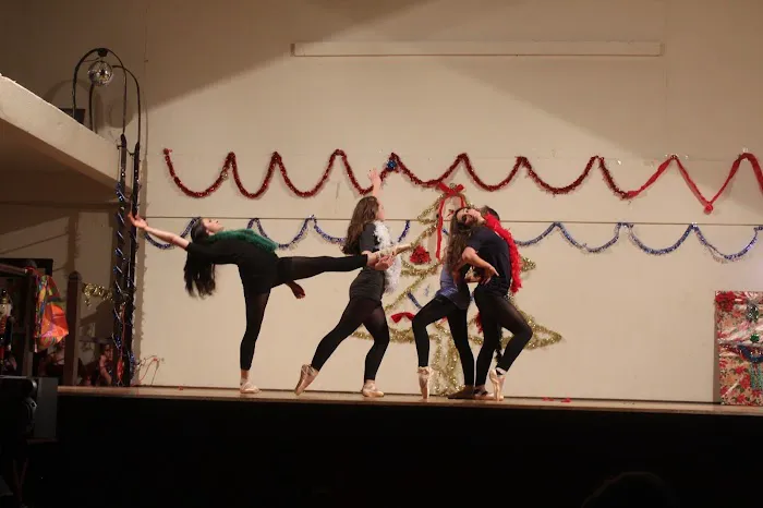 Children Dancing Picture 2