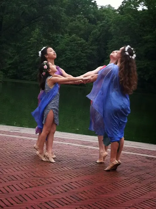 Children Dancing Picture 9