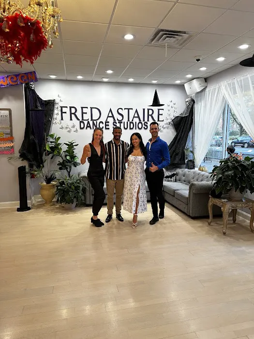 Fred Astaire Dance Studios - Garden City Picture 7