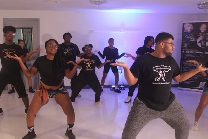 JDove Dance Studios Picture 7