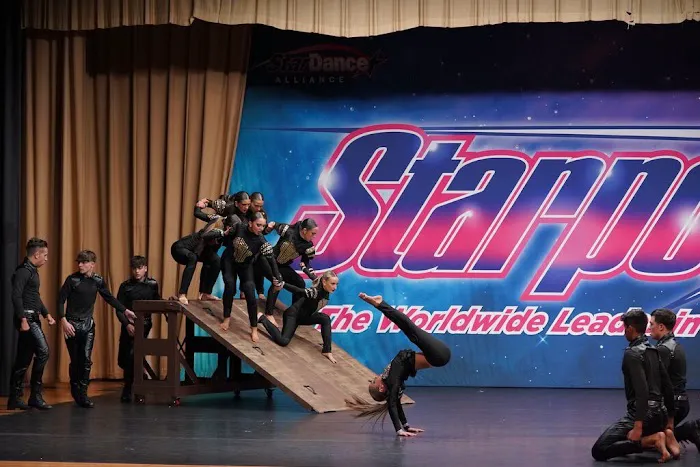Star Struck Dance Studio Picture 3