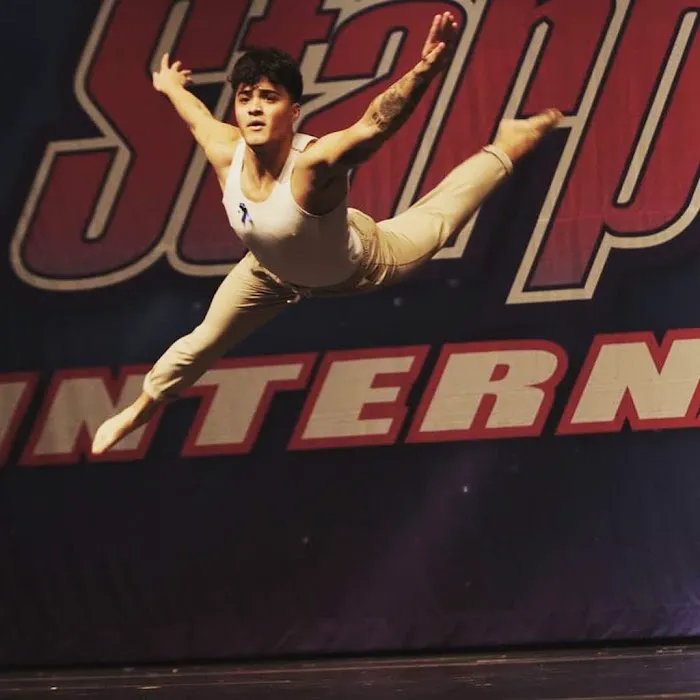 Joy's Dance House Picture 4