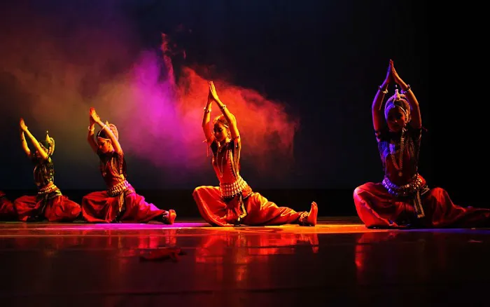 Rudra Dance Academy - Bollywood, Hip-Hop, Indian Semi-Classical, Folk Dance School Picture 5