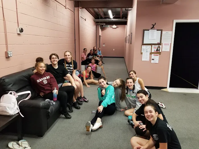 Grooves Unlimited Dance Studio Picture 6