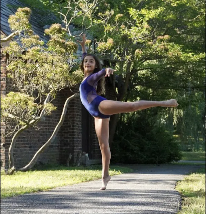 Hannah’s Dance Academy Picture 4