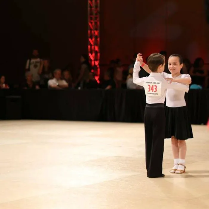 Dance Evolution Club Picture 1