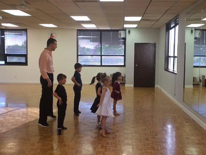 Dance Evolution Club Picture 7