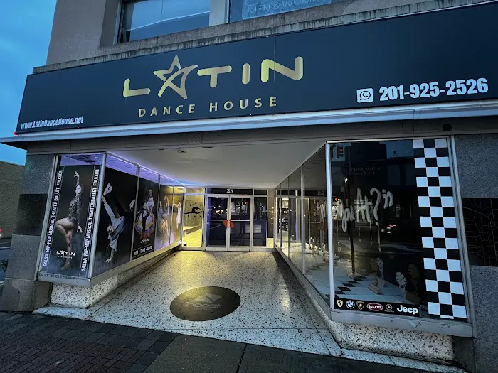 Latin Dance House Picture 7