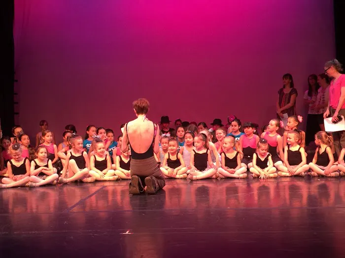 Berest Dance Center Picture 9