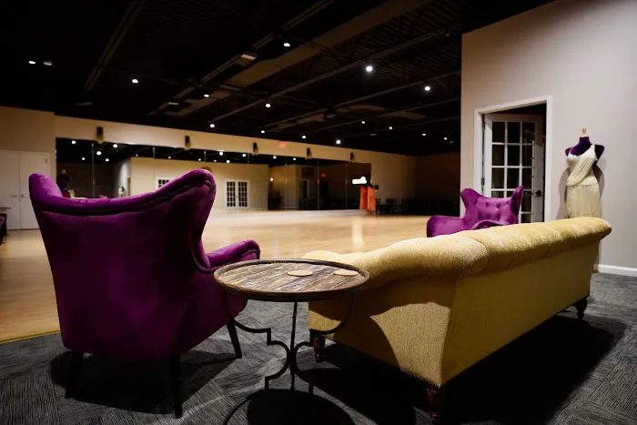 375 Dance Studio Picture 1