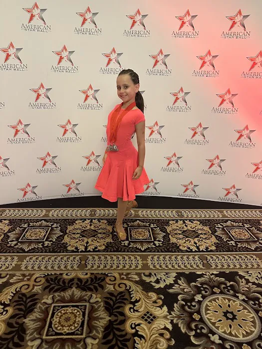 375 Dance Studio Picture 4