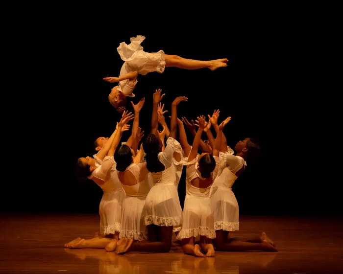 Eastside Dance Project Picture 10