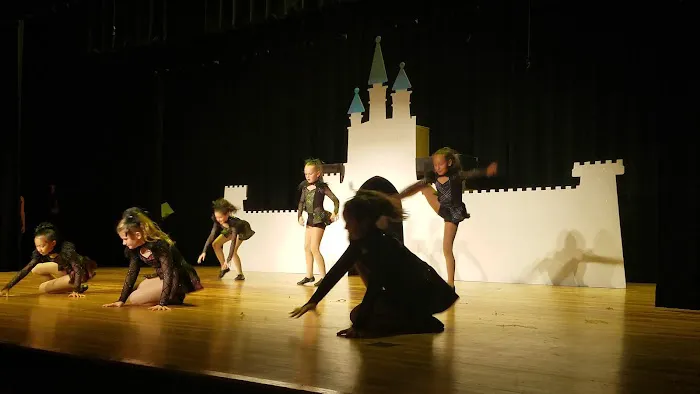 Hawthorne School of Dance Picture 1