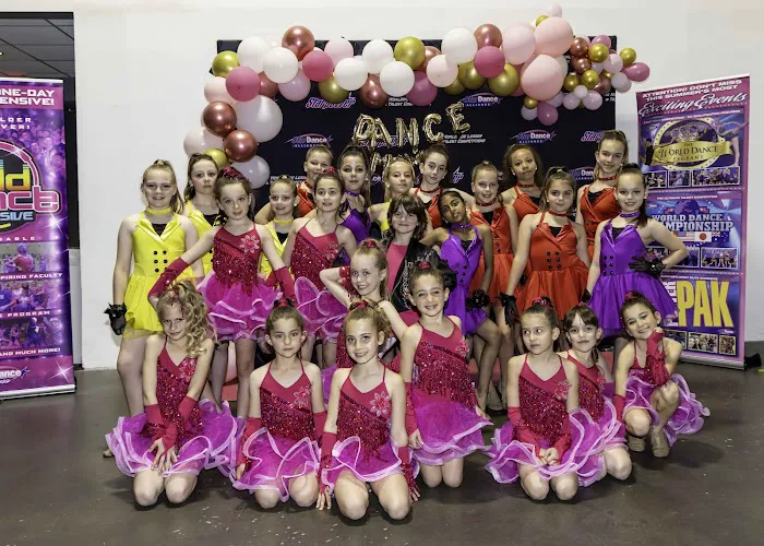 Dance Company DEBUT Picture 7