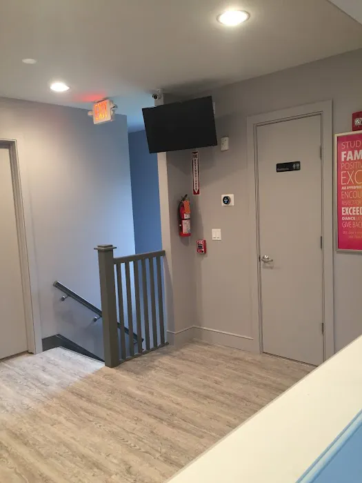 Studio B Dance Center Picture 3