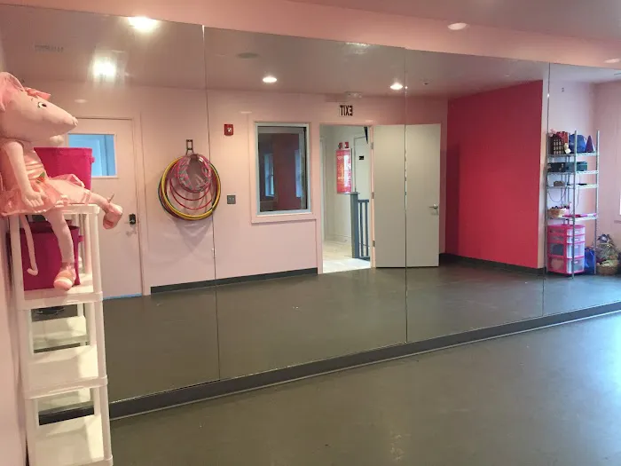 Studio B Dance Center Picture 9