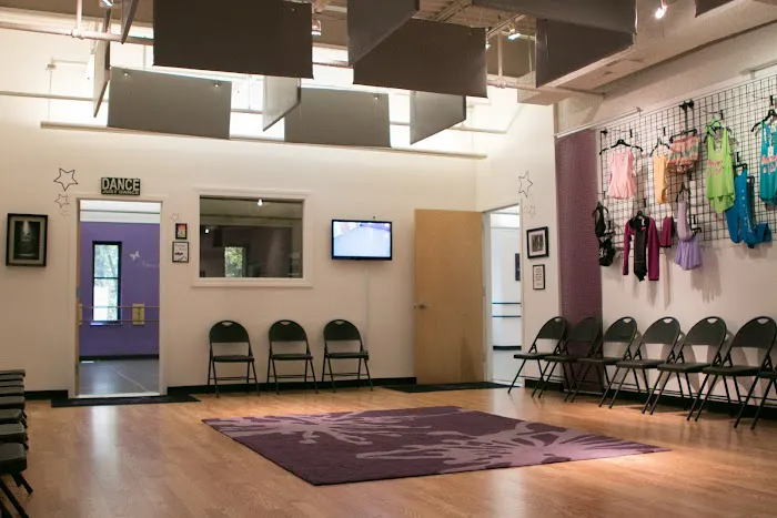 Glen Dance Studio Picture 2