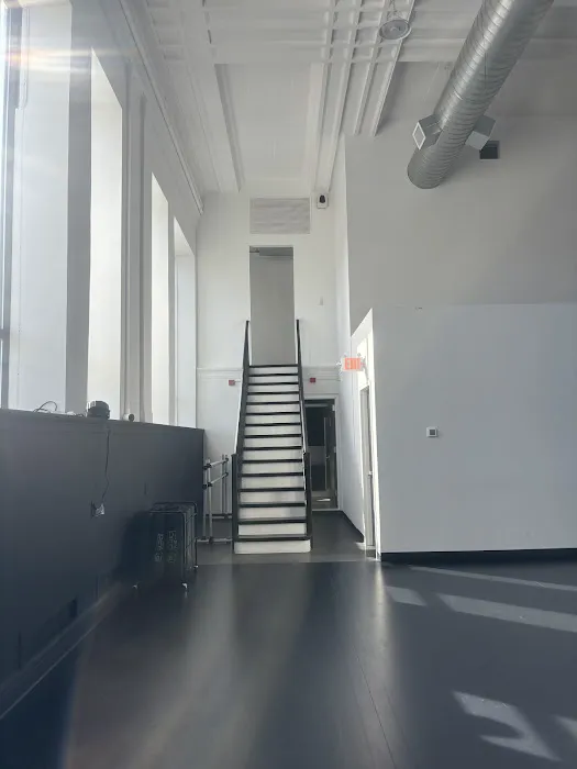 STUDIO ONE Picture 2