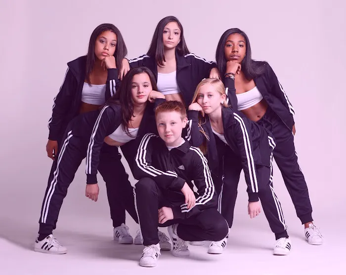 Dance Stop Picture 5