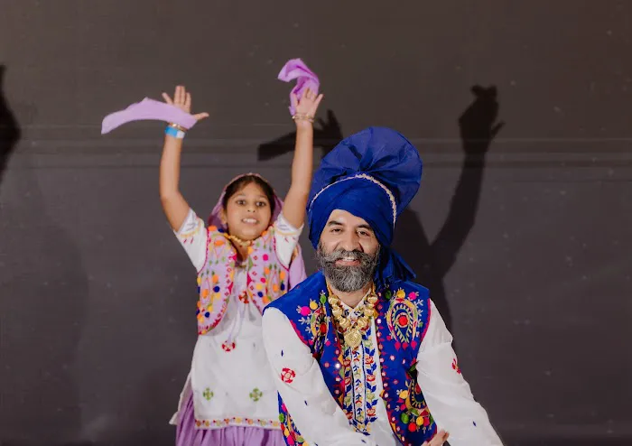 Rangla Punjab Bhangra Academy Picture 2