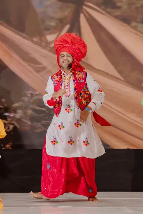 Rangla Punjab Bhangra Academy Picture 9