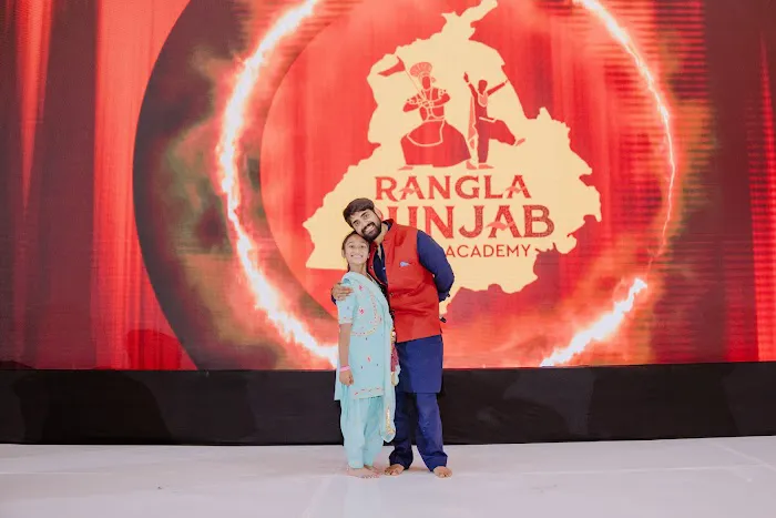 Rangla Punjab Bhangra Academy Picture 10