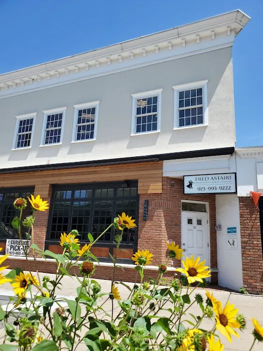 Fred Astaire Dance Studios Picture 1