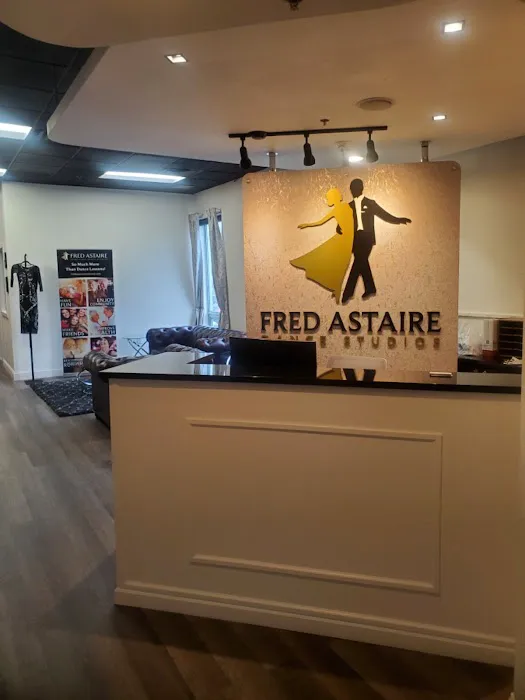 Fred Astaire Dance Studios Picture 10