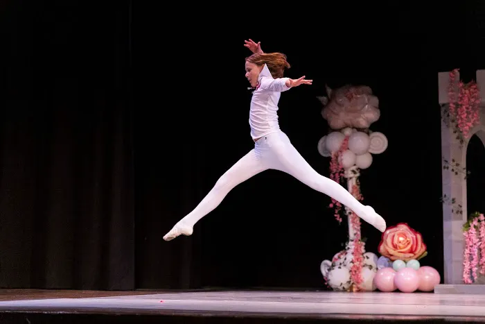 Amanda Kupillas Dance Picture 8