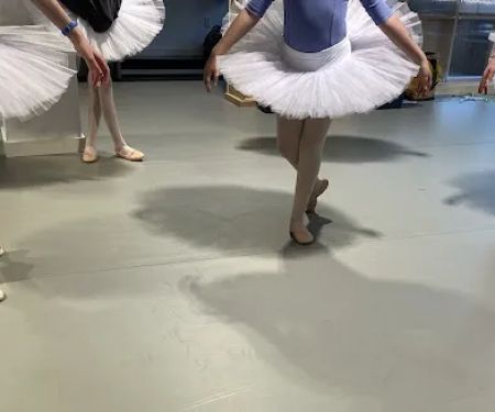 Amanda Kupillas Dance