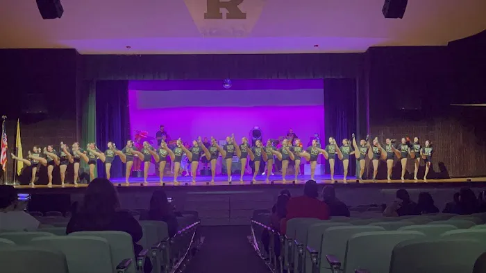 Perna Dance Center Picture 3