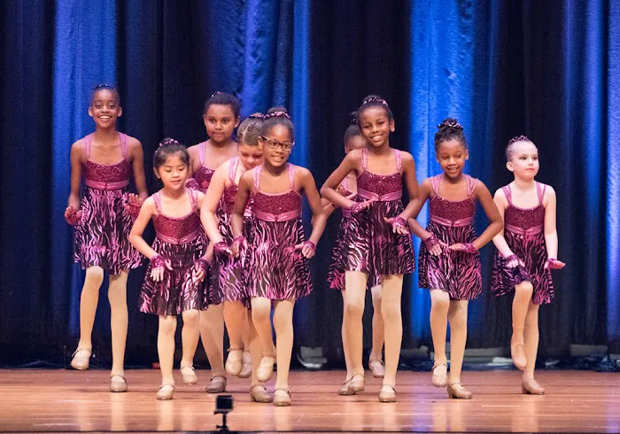 Modern Motion Dance School Picture 3