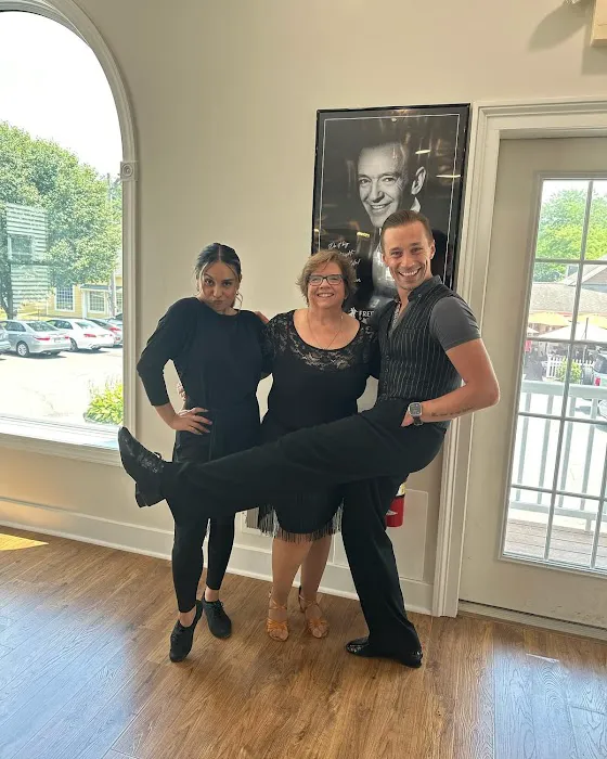 Fred Astaire Dance Studios Picture 3