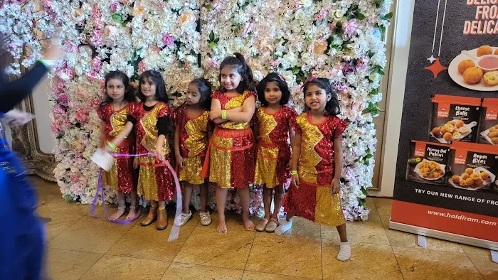 Rhythm Dancers Dance Class Picture 5