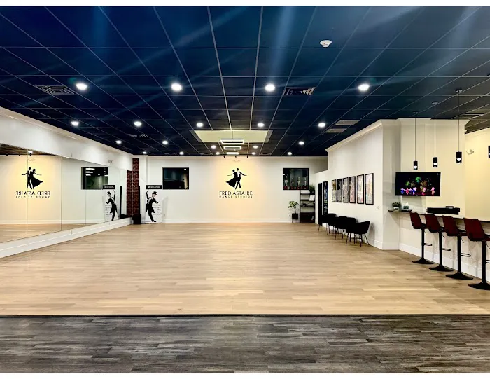 Fred Astaire Dance Studios - Bridgewater Picture 3