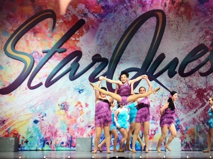 Vicki's Dance Studio / Kreative Kids Picture 1