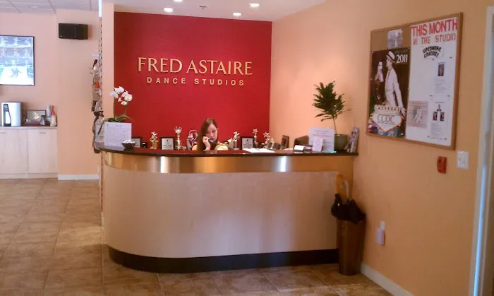 Fred Astaire Dance Studios Picture 10