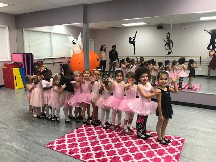 Elite Dance Studio Picture 10
