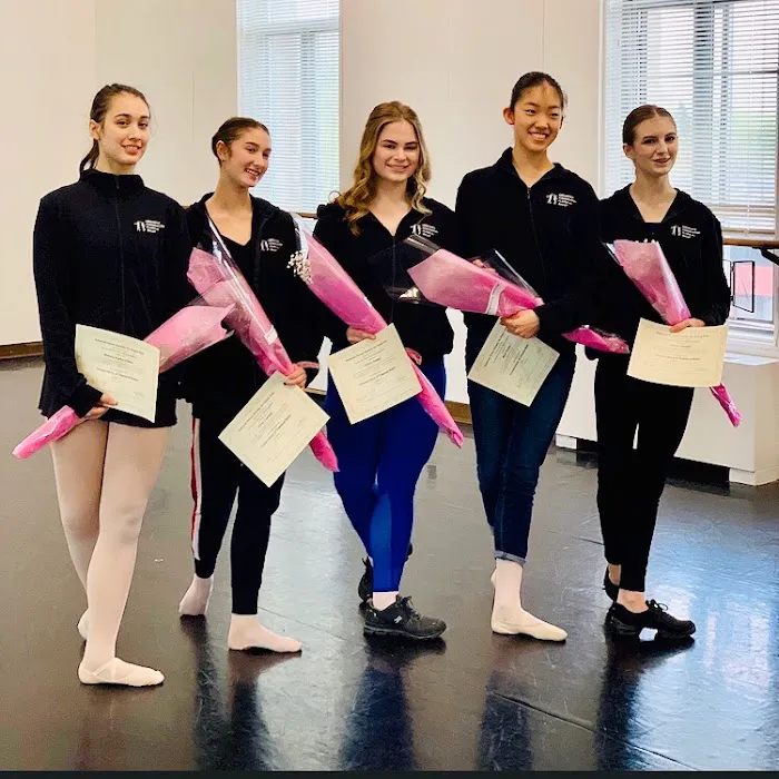 THE GREENWICH CONSERVATORY OF CLASSICAL BALLET Picture 3