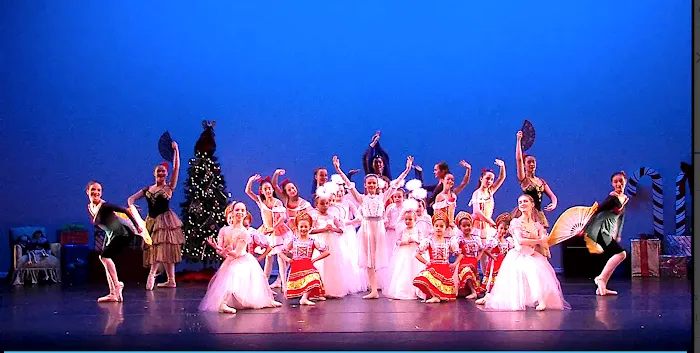 THE GREENWICH CONSERVATORY OF CLASSICAL BALLET Picture 9